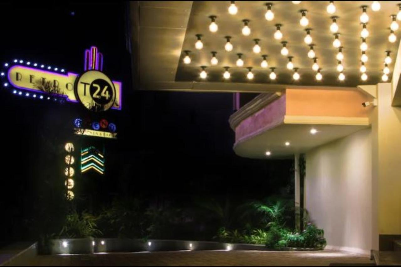 Hotel T24 Retro Bombay Exterior foto